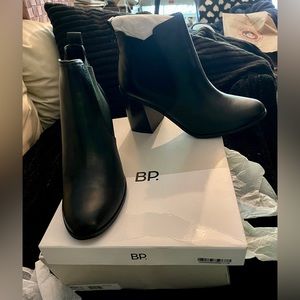 BRAND NEW Genuine Leather Bootie